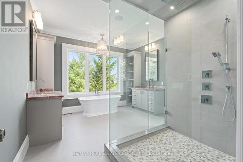 101 Perryman Court, Erin, ON - Indoor Photo Showing Bathroom