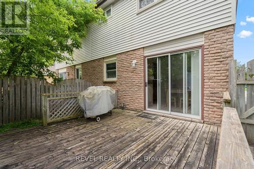 88 Manley Crescent, St. Catharines, ON - Outdoor With Deck Patio Veranda With Exterior