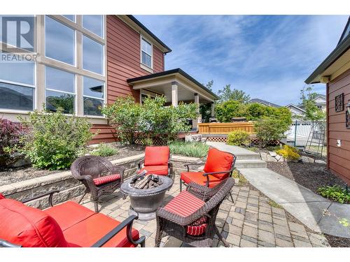 337 Providence Avenue, Kelowna, BC - Outdoor With Deck Patio Veranda