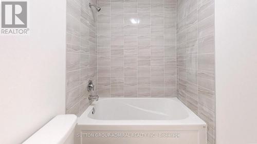 90 Sandhill Crane Drive, Wasaga Beach, ON - Indoor Photo Showing Bathroom