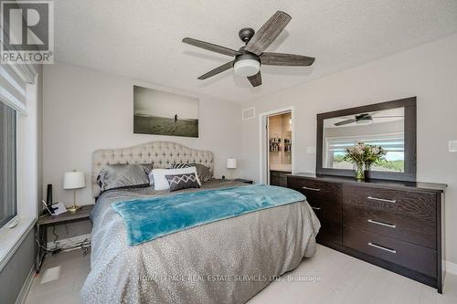224 Harold Dent Trail, Oakville, ON - Indoor Photo Showing Bedroom