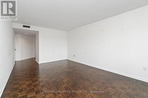 902 - 900 Yonge Street, Toronto, ON - Indoor Photo Showing Other Room