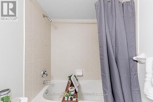 1507 - 68 Grangeway Avenue, Toronto, ON - Indoor Photo Showing Bathroom