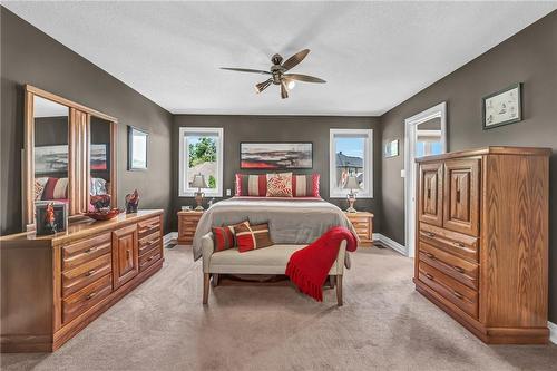 34 Penfold Court, Mount Hope, ON - Indoor Photo Showing Bedroom