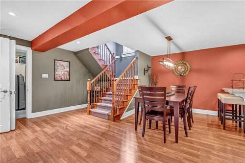 34 Penfold Court, Mount Hope, ON - Indoor Photo Showing Dining Room