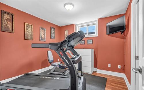 34 Penfold Court, Mount Hope, ON - Indoor Photo Showing Gym Room