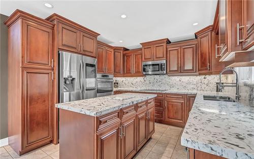 34 Penfold Court, Mount Hope, ON - Indoor Photo Showing Kitchen With Double Sink With Upgraded Kitchen