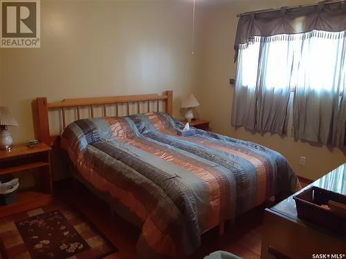 40 Conlin Drive Sw, Swift Current, SK - Indoor Photo Showing Bedroom