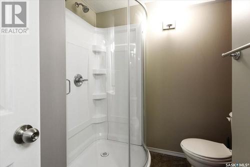 2835 Pasqua Street, Regina, SK - Indoor Photo Showing Bathroom