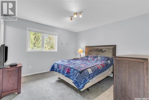 823 Coppermine Crescent, Saskatoon, SK - Indoor Photo Showing Bedroom