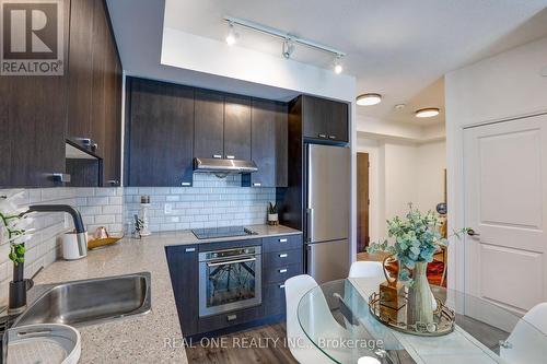 506 - 50 Ann O'Reilly Road, Toronto, ON - Indoor Photo Showing Kitchen With Upgraded Kitchen