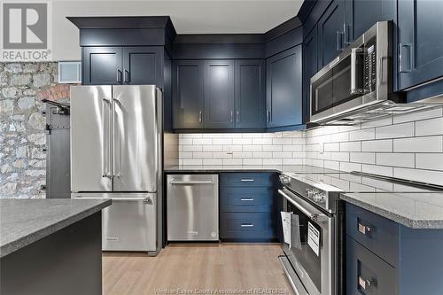247 Brock Street Unit# 102, Amherstburg, ON - Indoor Photo Showing Kitchen With Upgraded Kitchen