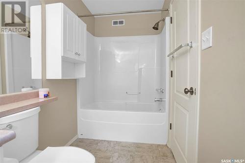 4918 Marigold Drive, Regina, SK - Indoor Photo Showing Bathroom