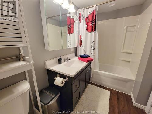 39 Chippewa Drive, Chatham, ON - Indoor Photo Showing Bathroom