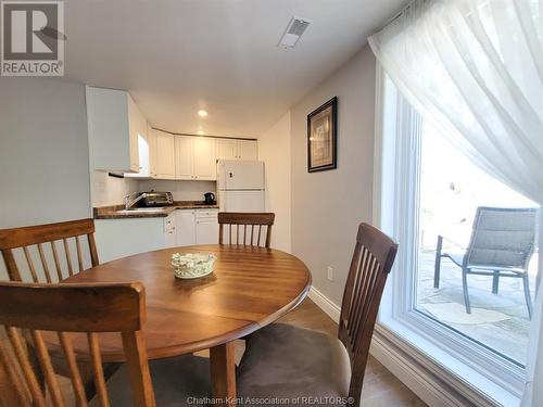 39 Chippewa Drive, Chatham, ON - Indoor Photo Showing Dining Room