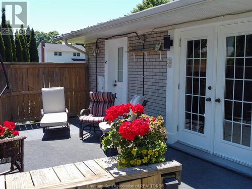 39 Chippewa Drive, Chatham, ON - Outdoor With Deck Patio Veranda With Exterior