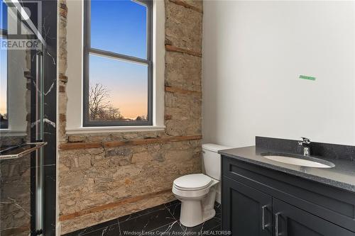 247 Brock Street Unit# 301, Amherstburg, ON - Indoor Photo Showing Bathroom
