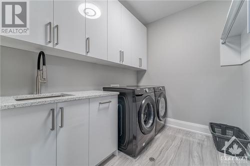 224 Roger Road, Ottawa, ON - Indoor Photo Showing Laundry Room