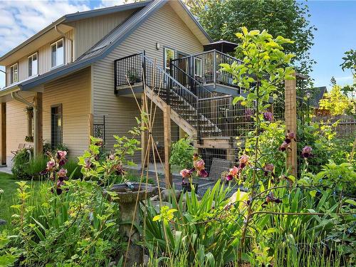 355 Harrogate Rd, Campbell River, BC 