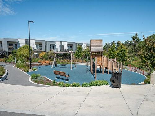 406-767 Tyee Rd, Victoria, BC - Outdoor