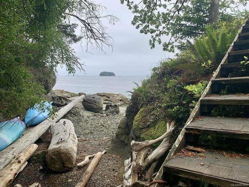 305 Ling Cod Lane, Mudge Island, BC 