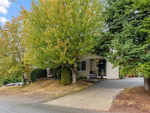 1394/1396 Graham Cres, Nanaimo, BC - Outdoor