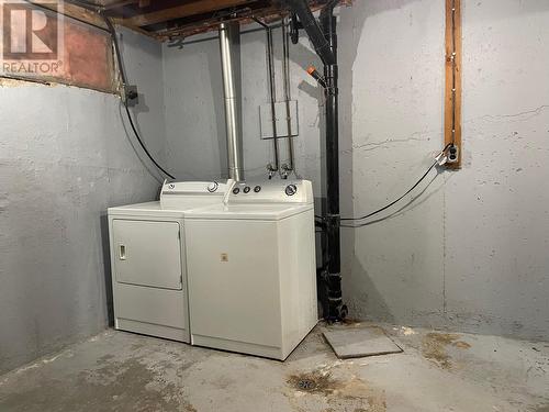 5319 44 Street, Fort Nelson, BC - Indoor Photo Showing Laundry Room