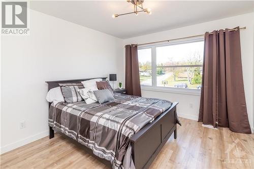 310 Hazel Crescent, Limoges, ON - Indoor Photo Showing Bedroom