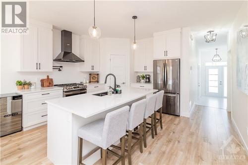 310 Hazel Crescent, Limoges, ON - Indoor Photo Showing Kitchen With Double Sink With Upgraded Kitchen