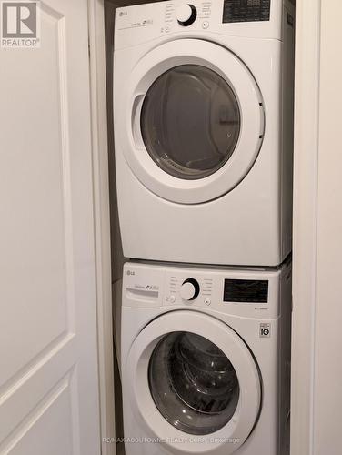1295 Clarriage Court, Milton, ON - Indoor Photo Showing Laundry Room