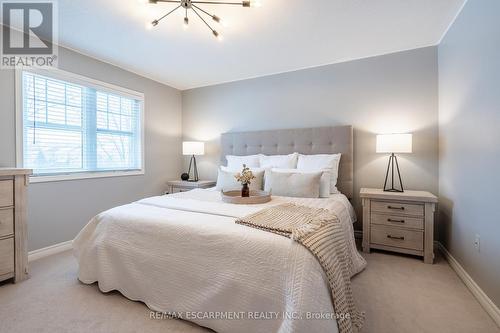 224 Emick Drive, Hamilton, ON - Indoor Photo Showing Bedroom