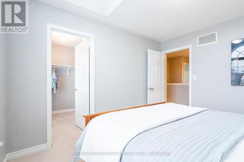 224 Emick Drive, Hamilton, ON - Indoor Photo Showing Bedroom