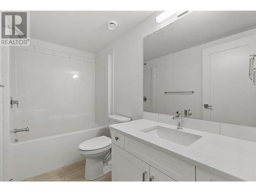 720 Valley Road Unit# 46, Kelowna, BC - Indoor Photo Showing Bathroom