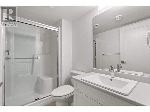 720 Valley Road Unit# 46, Kelowna, BC - Indoor Photo Showing Bathroom