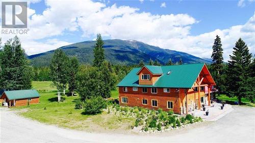 5306 E 16 Highway, Valemount, BC 