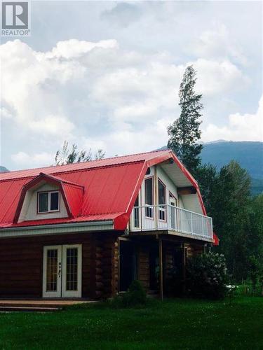 5306 E 16 Highway, Valemount, BC 