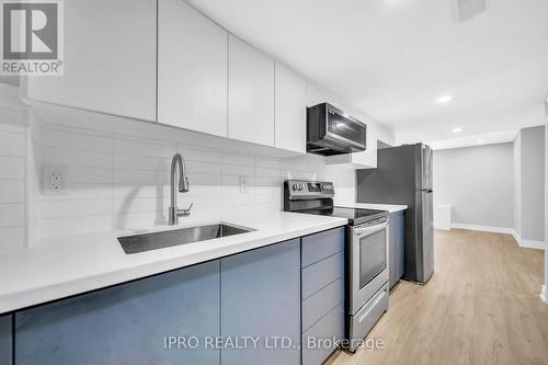 Bsmt - 31 Bramcedar Crescent, Brampton, ON - Indoor Photo Showing Kitchen