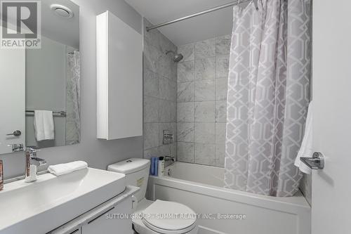 2907 - 14 York Street, Toronto, ON - Indoor Photo Showing Bathroom