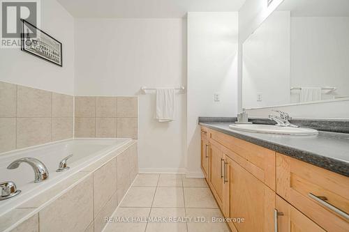 13 - 50 Mendelssohn Street, Toronto, ON - Indoor Photo Showing Bathroom