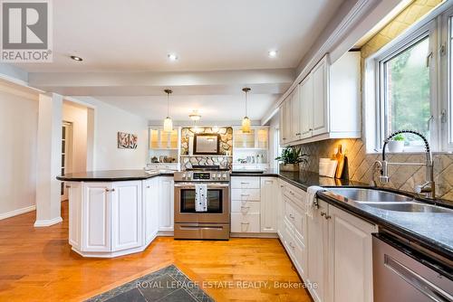 111 Holmcrest Trail, Toronto, ON - Indoor Photo Showing Kitchen With Double Sink