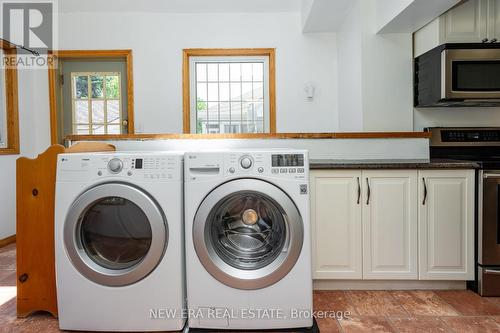 199 Scarboro Crescent, Toronto, ON - Indoor Photo Showing Laundry Room