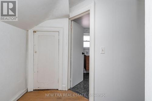 199 Scarboro Crescent, Toronto, ON - Indoor Photo Showing Other Room