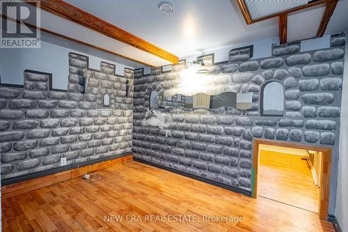 199 Scarboro Crescent, Toronto, ON -  Photo Showing Other Room