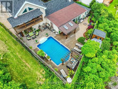 8065 Kipling Avenue, Vaughan, ON - Outdoor With In Ground Pool