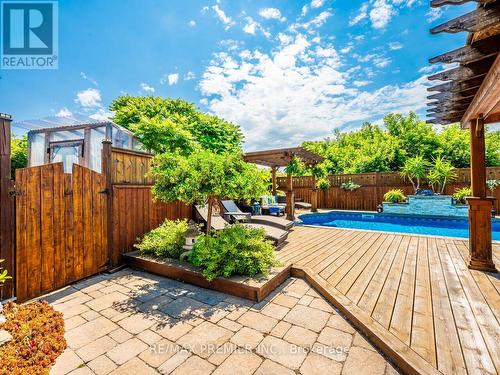 8065 Kipling Avenue, Vaughan, ON - Outdoor