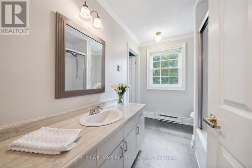 25337 Valleyview Drive, Georgina, ON - Indoor Photo Showing Bathroom