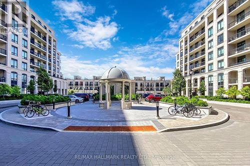 728W - 268 Buchanan Drive, Markham, ON - Outdoor With Balcony With Facade