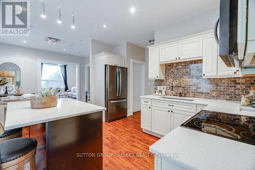 793 William Street, London, ON - Indoor Photo Showing Kitchen With Upgraded Kitchen