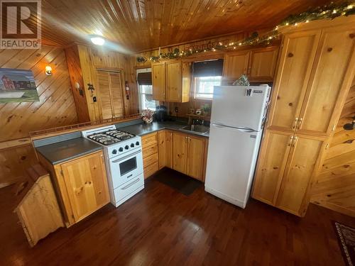 2 Beaver Cove, Point Of Bay, NL - Indoor Photo Showing Kitchen