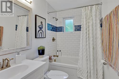 855 Armour Road, Peterborough, ON - Indoor Photo Showing Bathroom